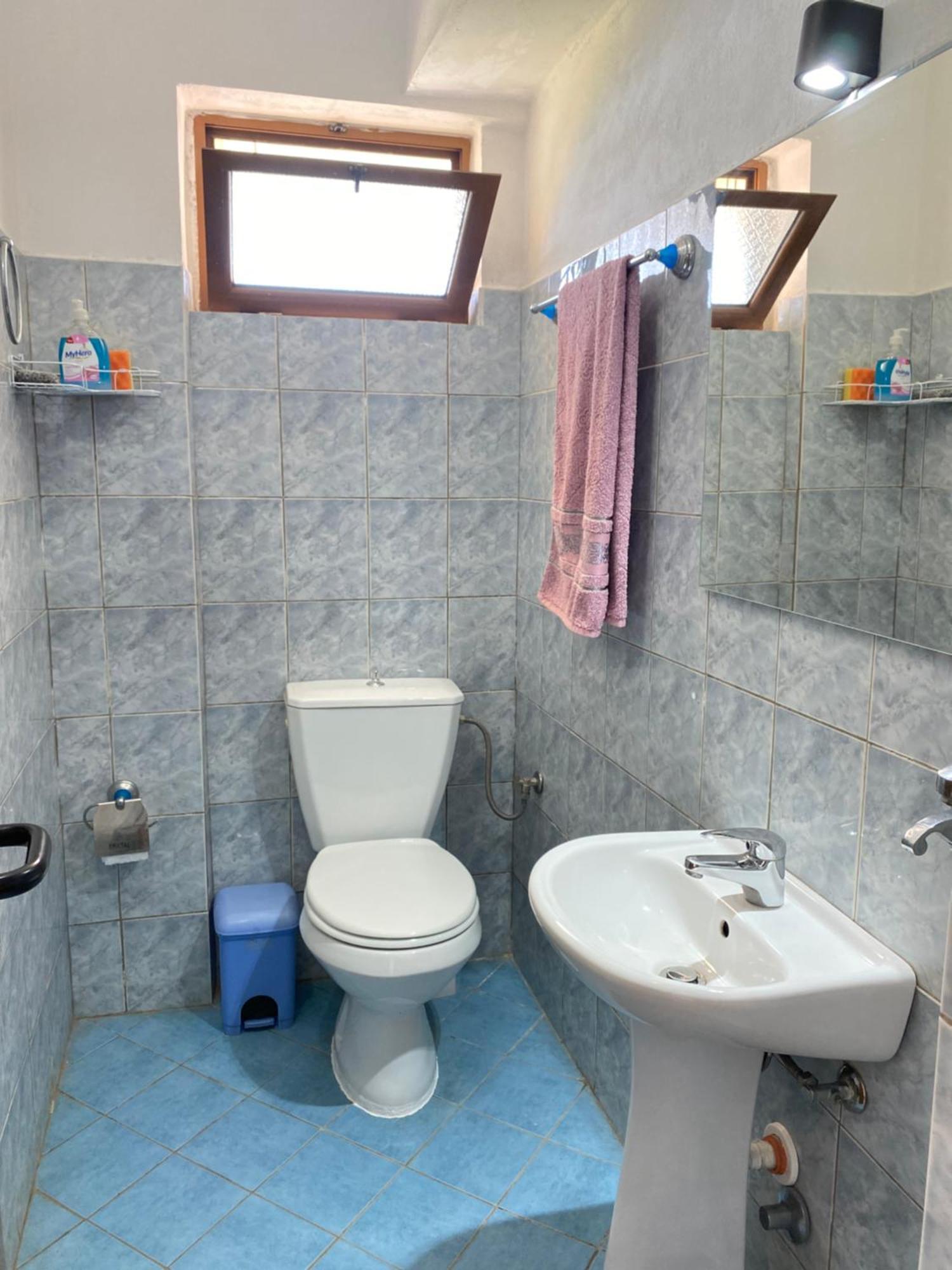 Vila Yasmin 38 Sarandë Exteriör bild