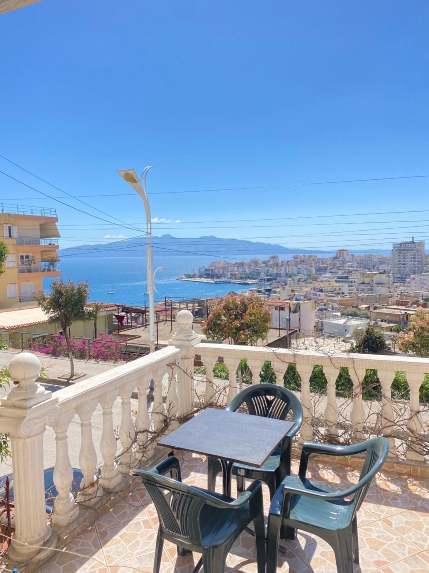 Vila Yasmin 38 Sarandë Exteriör bild