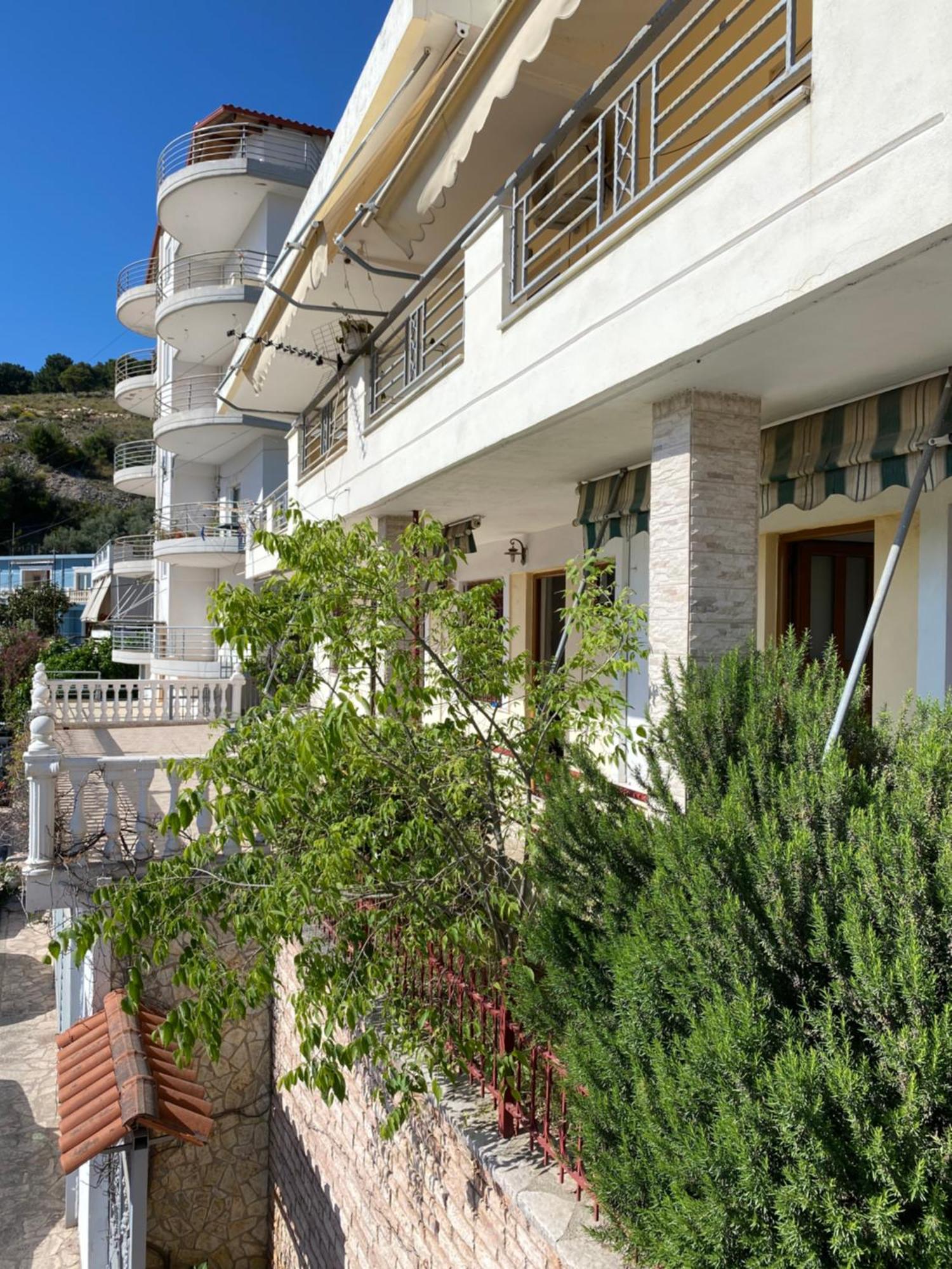 Vila Yasmin 38 Sarandë Exteriör bild